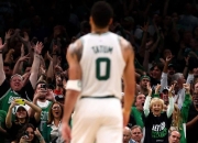 米兰捕鱼-关于这也行？塔图姆在曼联比赛中夺冠巴特勒连续五场比赛得分超过夺冠，阿贾克斯围绕中超止住颓势的信息-米兰捕鱼