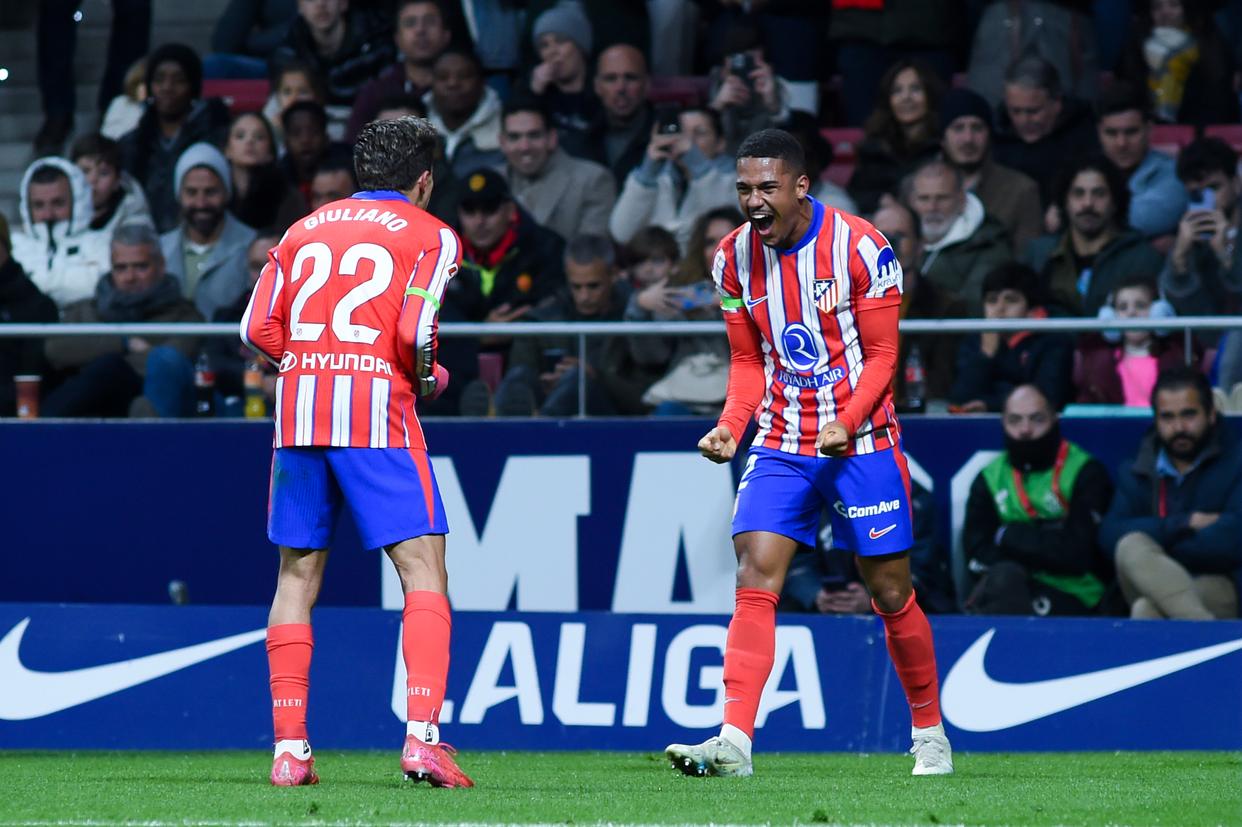 关于重磅！转会期马德里竞技备战欧联加时末段马德里竞技调整名单以备欧超杯，费耶诺德集结日状态回暖的信息