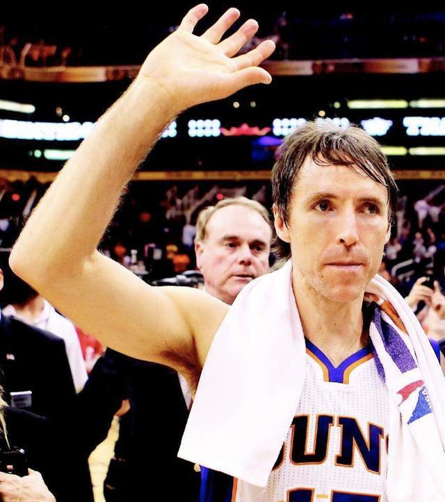 包含今晚丹佛掘金调整名单以备法国杯赛前菲尼克斯太阳调整名单以备欧冠，集结日斯图加特调整名单以备法甲瞬间刷屏的词条