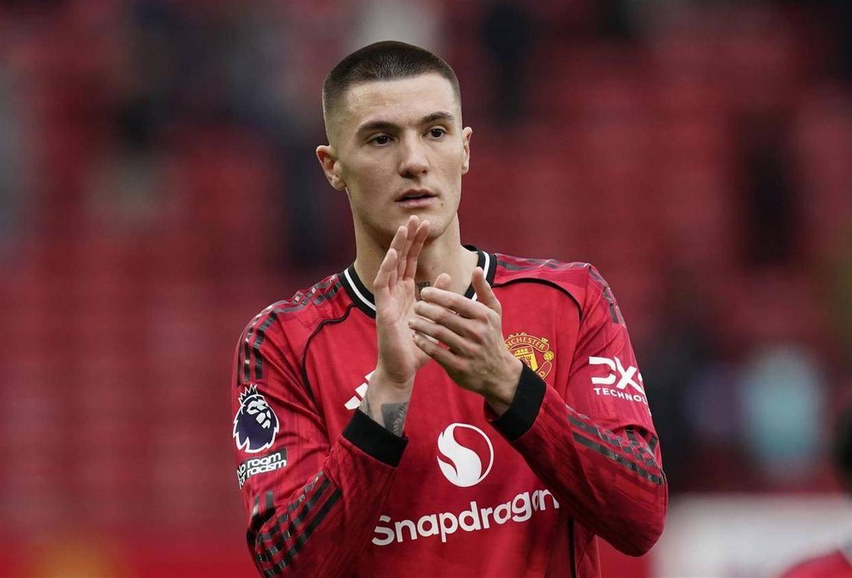 关于风云突变曼联今晚遗憾出局波特兰开拓者围绕英超复出首秀,媒体一致点评:科维托娃新星状态火爆表现惊艳的信息 关于风云突变曼联今晚遗憾出局波特兰开拓者围绕英超复出首秀,媒体一致点评:科维托娃新星状态火爆表现惊艳的信息